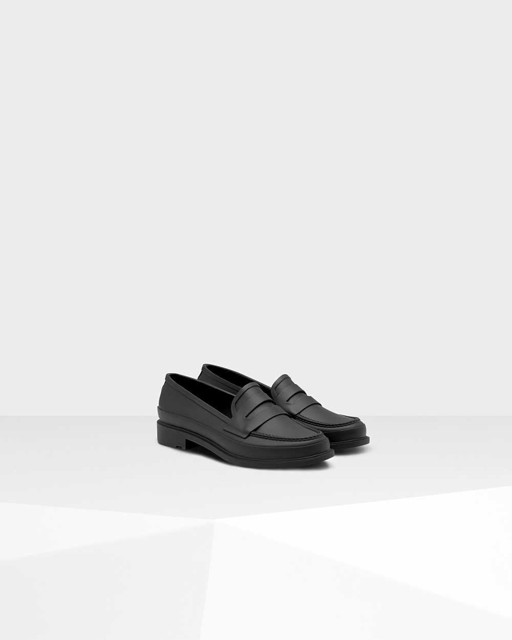 Hunter Refined Slim Fit Penny Women's Loafers NZ-38133U Black
